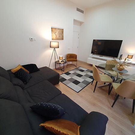 Beautiful Historic Center Apt! Málaga Exterior foto